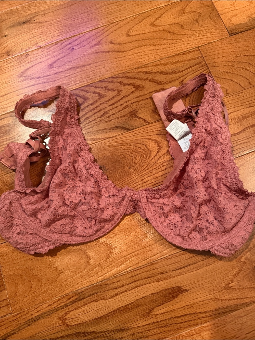 aerie Floral Lace Underwire Bra in Dusty Rose